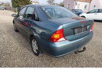 Gebraucht Ford Focus Finesse 75 PS (55 kW) 2003 Neptungrün metallic Limousine