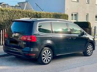 Gebraucht VW Sharan Highline 177 PS (130 kW) 2015 Schwarz Van / Kleinbus