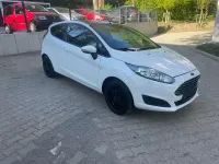 Gebraucht Ford Fiesta 60 PS (44 kW) 2015 Weiß Kleinwagen
