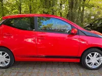 Gebraucht Toyota Aygo 69 PS (50 kW) 2015 Rot Kleinwagen