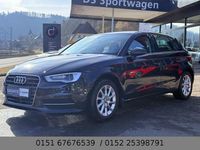 Gebraucht Audi A3 Attraction 122 PS (89 kW) 2014 Schwarz Limousine
