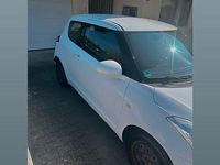 Gebraucht Suzuki Swift Basic 94 PS (69 kW) 2011 Weiß Kleinwagen