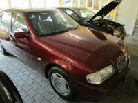 gebraucht Mercedes C180 Classic nur 67.300 Kilometer !!!