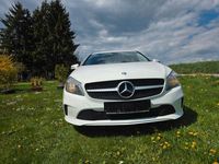 Gebraucht Mercedes A200 136 PS (100 kW) 2017 Weiß Limousine
