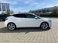 Gebraucht Opel Astra Dynamic 200 PS (147 kW) 2017 Weiß Limousine