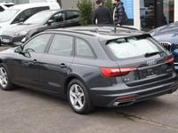 Gebraucht Audi A4 Basis 136 PS (100 kW) 2024 Grau Kombi