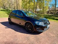 Second-hand VW Golf VII Comfortline 110 CP (80 kW) 2015 Negru Hatchback