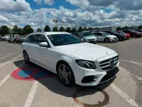 Gebraucht Mercedes E220 AMG line 194 PS (142 kW) 2020 Weiß Limousine