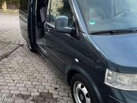 Begagnad VW Multivan 235 HK (172 kW) 2004 Grå Minibuss