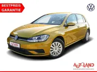 Gebraucht VW Golf VII Trendline 110 PS (80 kW) 2017 Gold Kleinwagen