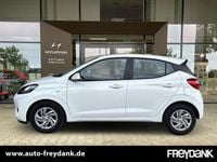Gebraucht Hyundai i10 Select 63 PS (46 kW) 2025 Atlas white Kleinwagen