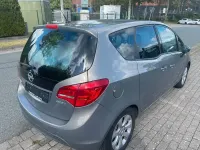 Gebraucht Opel Meriva 120 PS (88 kW) 2010 Braun Van / Kleinbus