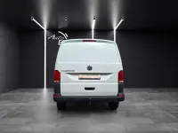 Gebraucht VW T6.1 110 PS (80 kW) 2023 Candyweiß Van