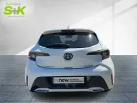 Gebraucht Toyota Corolla Team 184 PS (135 kW) 2020 Weiß Limousine
