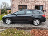 Gebraucht Opel Astra 110 PS (80 kW) 2014 Schwarz Kombi
