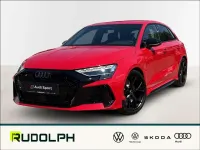 Neu Audi RS3 Sportback 400 PS (294 kW) 2026 Progressivrot metallic Kleinwagen