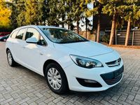 Gebraucht Opel Astra 130 PS (95 kW) 2016 Weiß Kombi
