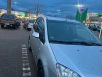 Używany Ford Focus 109 KM (80 kW) 2005 Szary Minivan