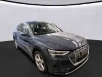 Gebraucht Audi Q8 Sportback e-tron Advanced Plus 300 kW (408 PS) 2022 Blau SUV