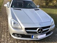 Gebraucht Mercedes SLK200 184 PS (135 kW) 2014 Silber Cabrio