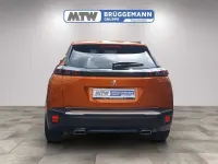 Gebraucht Peugeot 2008 Allure 131 PS (96 kW) 2020 Orange SUV