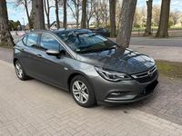 Gebraucht Opel Astra 125 PS (91 kW) 2019 Grün Limousine