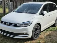 Neu VW Touran Comfortline 122 PS (89 kW) 2026 Weiß Van / Kleinbus