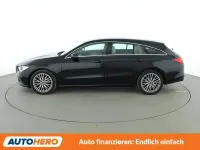 Gebraucht Mercedes CLA220 Shooting Brake 190 PS (139 kW) 2021 Kosmosschwarz Kombi