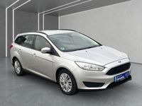 Gebraucht Ford Focus Trend 120 PS (88 kW) 2018 Polarsilber metallic Kombi