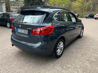 Gebraucht BMW 218 Active Tourer 150 PS (110 kW) 2015 Grau Van / Kleinbus