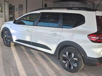Gebraucht Dacia Jogger Expression 94 PS (69 kW) 2025 Weiß Van / Kleinbus