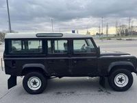 Usata Land Rover Defender 122 CV (89 kW) 1999 Nero SUV