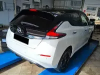 Gebraucht Nissan Leaf N-Connecta 160 kW (218 PS) 2024 Pearl white/black m Kleinwagen