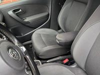 Gebraucht VW Polo 60 PS (44 kW) 2010 Silber Kleinwagen