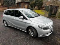 Gebraucht Mercedes B200 156 PS (114 kW) 2012 Silber Van / Kleinbus