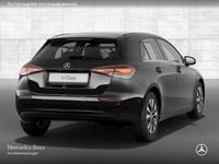 Gebraucht Mercedes A200 150 PS (110 kW) 2024 Schwarz Limousine
