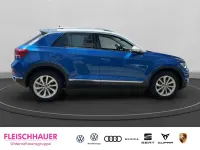Usata VW T-Roc Style 150 CV (110 kW) 2024 Blu SUV