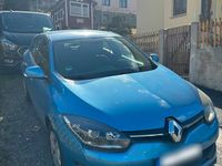 Gebraucht Renault Mégane III 110 PS (80 kW) 2015 Blau Kleinwagen
