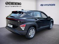Neu Hyundai Kona Select 139 PS (102 kW) 2025 Abyss black SUV