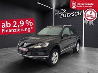 Gebraucht VW Touareg Terrain Tech 262 PS (192 kW) 2017 Deep black perleffekt SUV