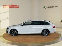 Gebraucht Skoda Superb Style 150 PS (110 kW) 2023 Moonweiss metallic Kombi