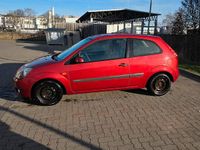 Gebraucht Ford Fiesta 80 PS (58 kW) 2006 Rot Kleinwagen