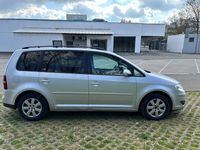 gebraucht VW Touran 2.0 TDI DSG Highline*TÜV10/24*