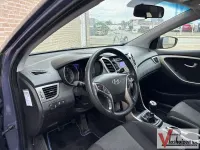 Gebraucht Hyundai i30 135 PS (99 kW) 2013 Blau Kombi