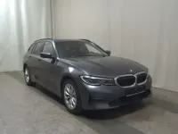 Gebraucht BMW 320 Advantage 190 PS (139 kW) 2020 Grau Kombi