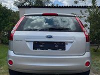 Gebraucht Ford Fiesta 69 PS (50 kW) 2007 Silber Kleinwagen