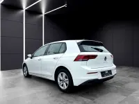 Gebraucht VW Golf VIII Life 110 PS (80 kW) 2021 Pure white Limousine