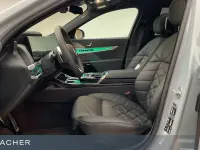 Gebraucht BMW 740 M Sport 299 PS (219 kW) 2025 M brooklyn grau metallic Limousine