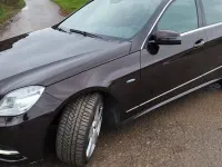 Gebraucht Mercedes E200 Avantgarde 136 PS (100 kW) 2011 Braun Limousine
