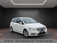 Gebraucht Mercedes B180 109 PS (80 kW) 2014 Weiß Van / Kleinbus